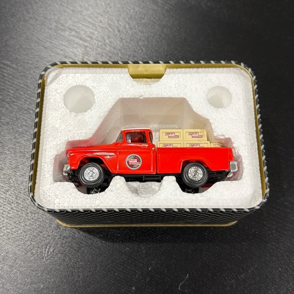 Harley-Davidson Vintage Collectable Die Cast Model Truck in Display Tin - Picture 7 of 10